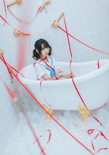 红衣小女孩在线观看完整恐怖版